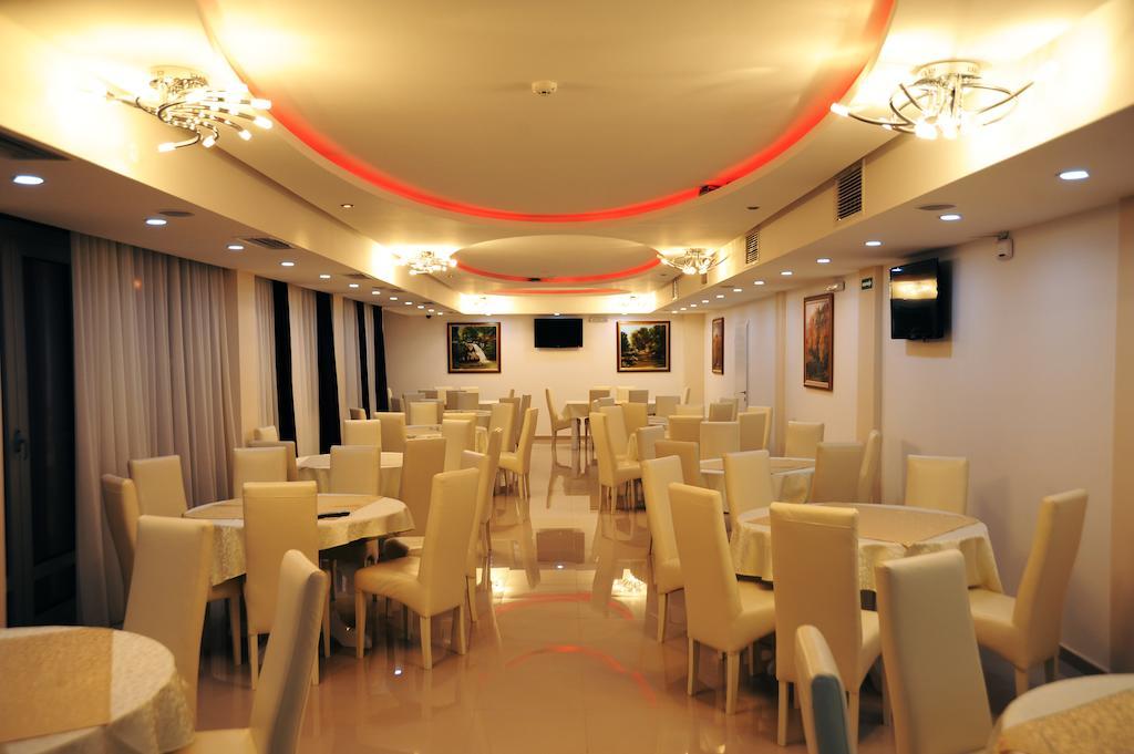 Garni Hotel Crystal Ice Ni Esterno foto