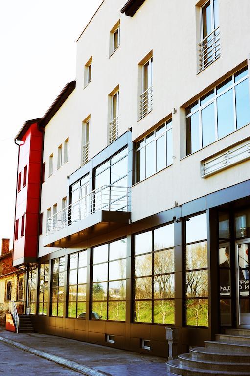 Garni Hotel Crystal Ice Ni Esterno foto