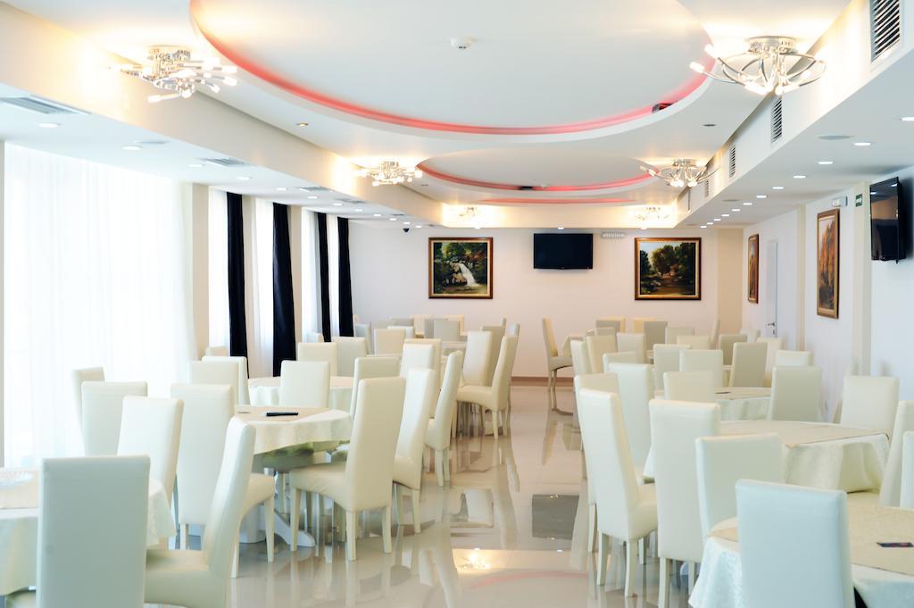 Garni Hotel Crystal Ice Ni Esterno foto