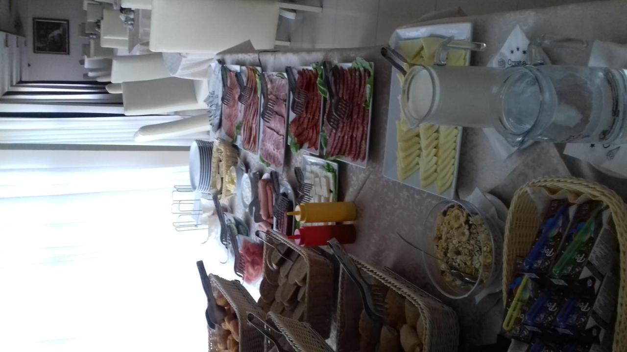 Garni Hotel Crystal Ice Ni Esterno foto